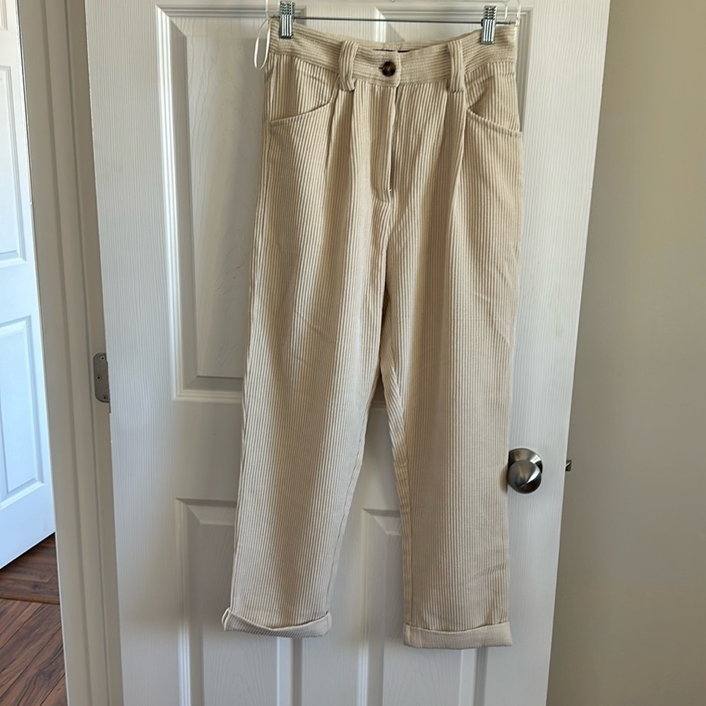 Rose bullet size two corduroy pants cream
